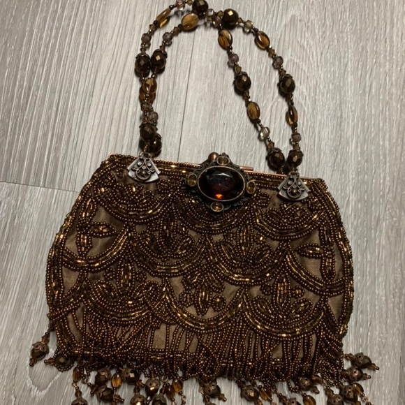 Elegant Purse - Picture 1 of 4